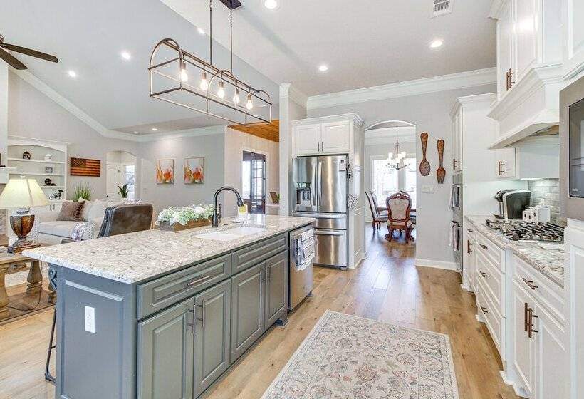 Spacious Hot Springs Village Home < 1 Mi To Lake!