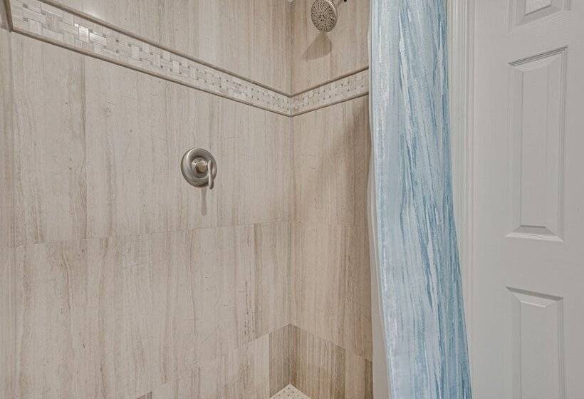 Spacious Inverness Home ~ 36 Mi To Chicago!