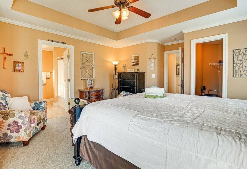 Spacious Murrells Inlet Home   Walk To Beach!