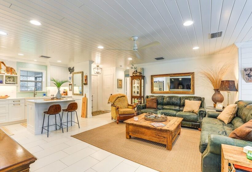 Spacious Palm City Home W/ Private Pool Near Golf