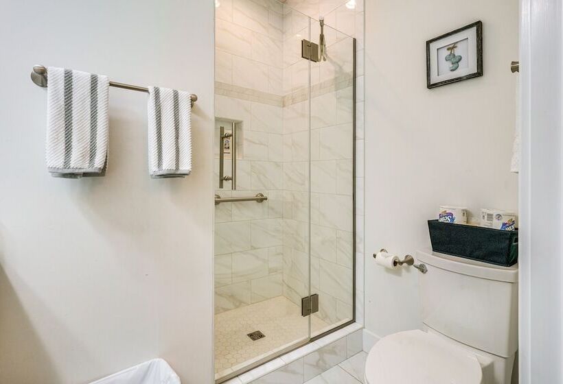 Spacious South Bend Home   Walk To Notre Dame!