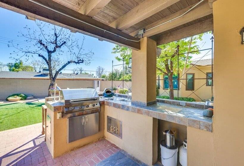 Spacious Uptown Phoenix Home W/ Pool & Yard Games!
