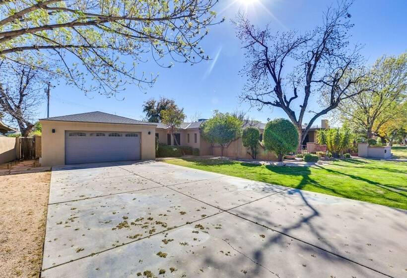 Spacious Uptown Phoenix Home W/ Pool & Yard Games!
