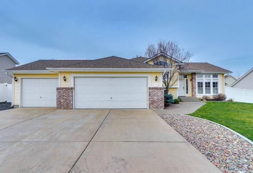 Spokane Valley Home W/ Fire Pit   1 Mi To Trails!