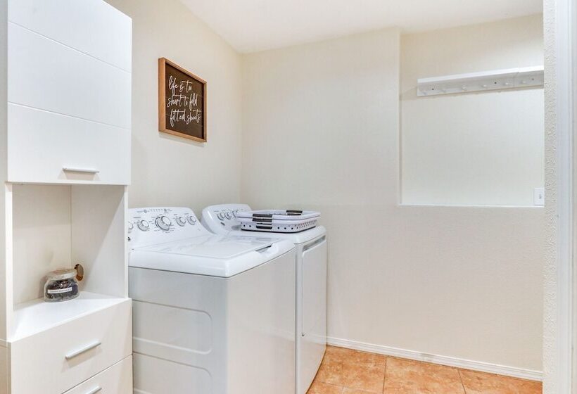 Spokane Valley Home W/ Fire Pit   1 Mi To Trails!