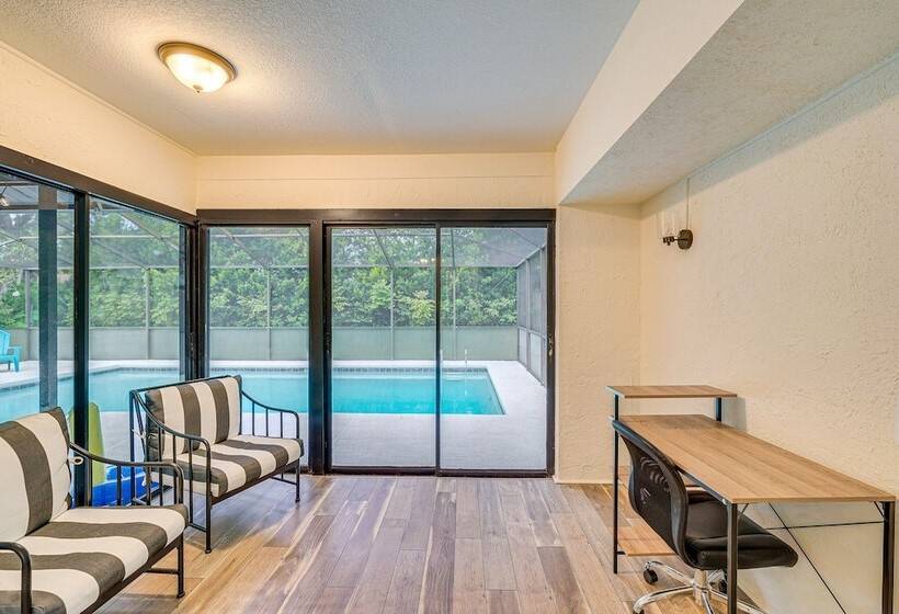 Spring Hill Retreat W/ Pool: 7 Mi To Weeki Wachee!