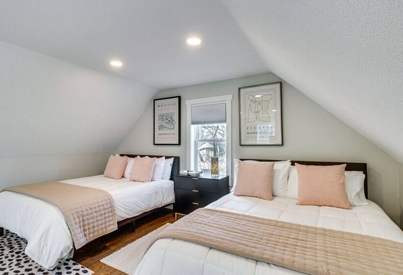 Stylish  Crosby Cottage    1 Mi To Serpent Lake!