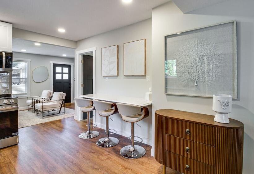 Stylish  Crosby Cottage    1 Mi To Serpent Lake!