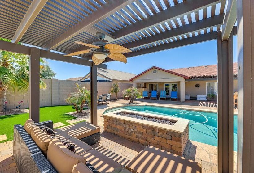 Sunny San Tan Valley Home W/ Backyard Oasis!