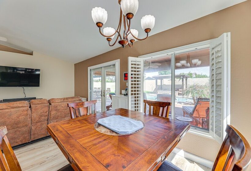 Sunny San Tan Valley Home W/ Backyard Oasis!