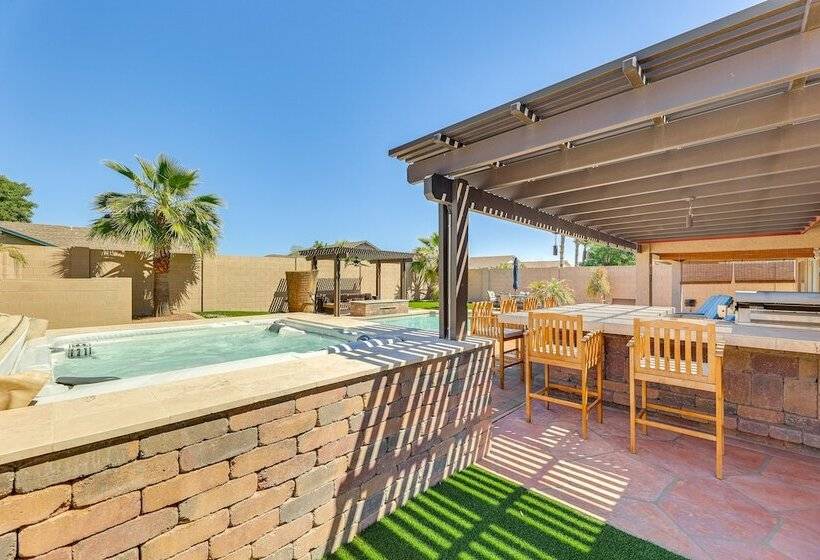 Sunny San Tan Valley Home W/ Backyard Oasis!