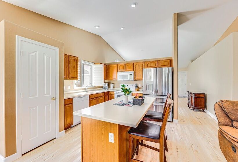 Sunny San Tan Valley Home W/ Backyard Oasis!