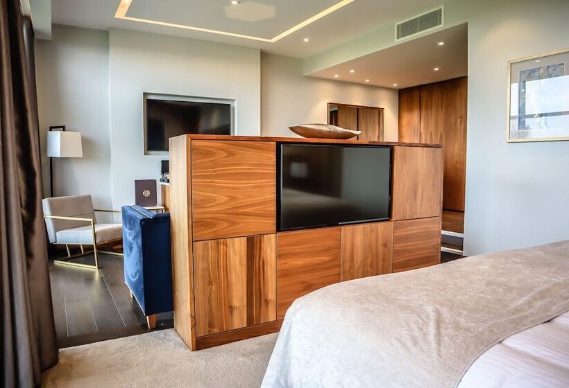 The Hotel At Mill Farm