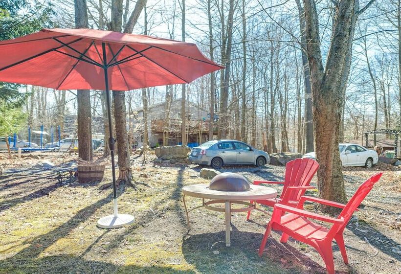 Tobyhanna Home W/ Fire Pit: 1 Mi To Lake Carobeth!