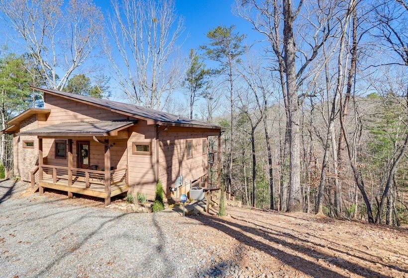 Upscale Ellijay Cottage W/ Private Hot Tub & Grill
