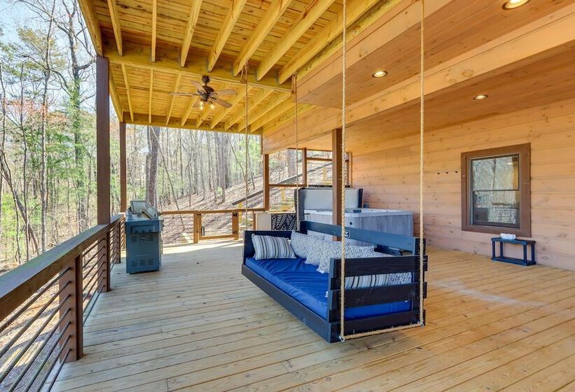 Upscale Ellijay Cottage W/ Private Hot Tub & Grill
