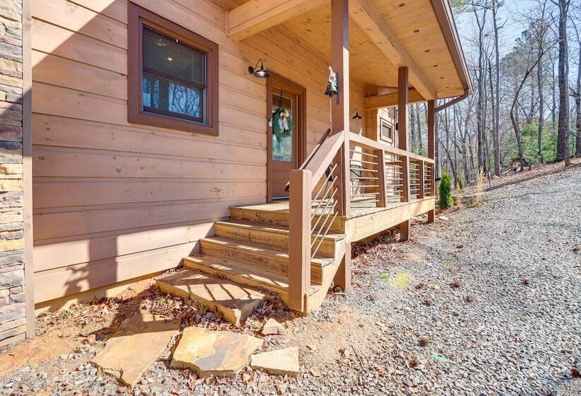 Upscale Ellijay Cottage W/ Private Hot Tub & Grill