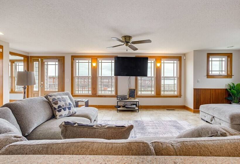 Waterfront Buckeye Lake House: Deck + Views!