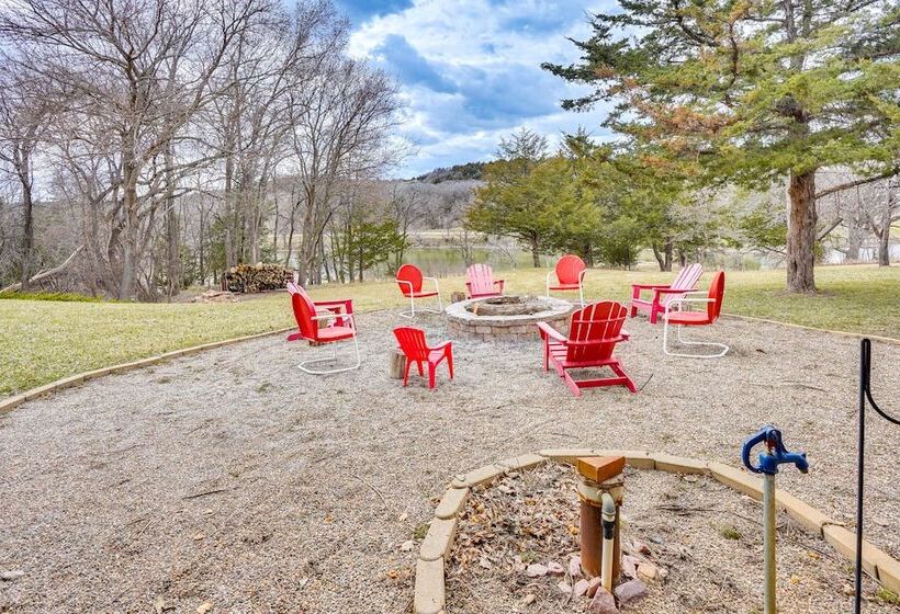 Waterfront Crofton Cabin   Boat Dock & Fire Pit!