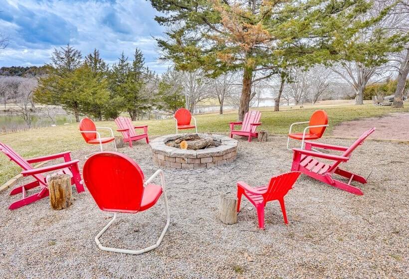 Waterfront Crofton Cabin   Boat Dock & Fire Pit!