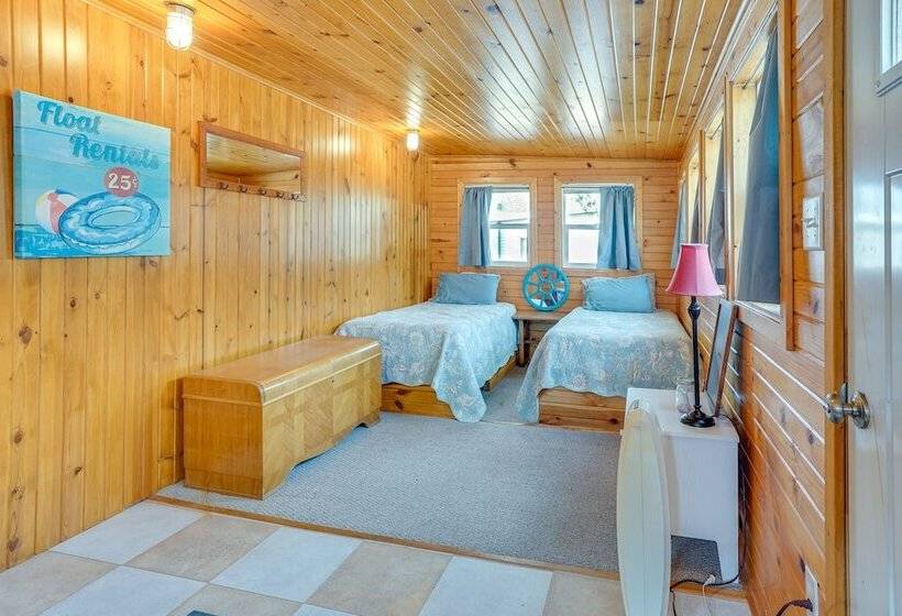 Waterfront Crofton Cabin   Boat Dock & Fire Pit!