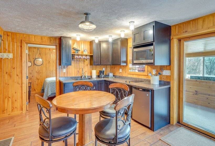 Waterfront Crofton Cabin   Boat Dock & Fire Pit!