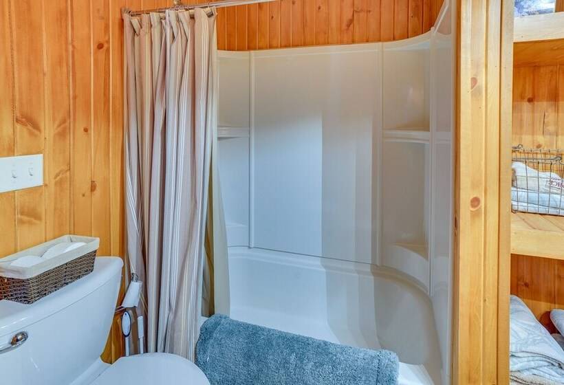 Waterfront Crofton Cabin   Boat Dock & Fire Pit!