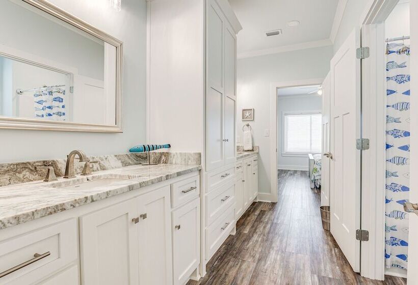 Waterfront Dauphin Island Home < Half Mi To Beach!