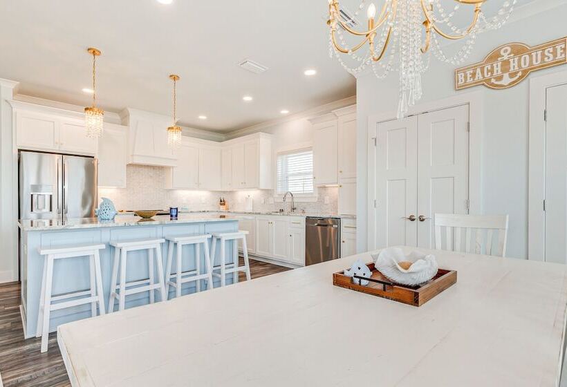 Waterfront Dauphin Island Home < Half Mi To Beach!