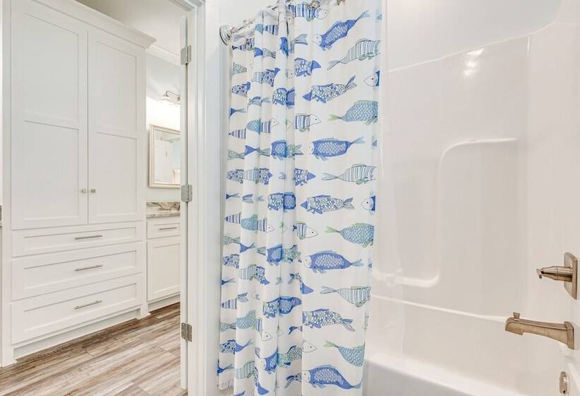 Waterfront Dauphin Island Home < Half Mi To Beach!