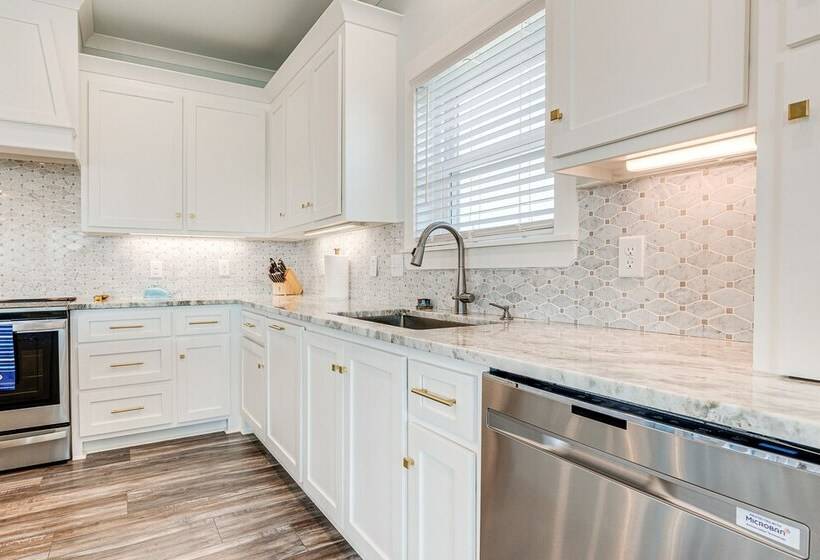 Waterfront Dauphin Island Home < Half Mi To Beach!