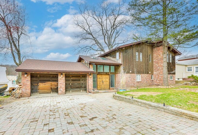 Waterfront Lake Hopatcong Home W/ Boat Dock!