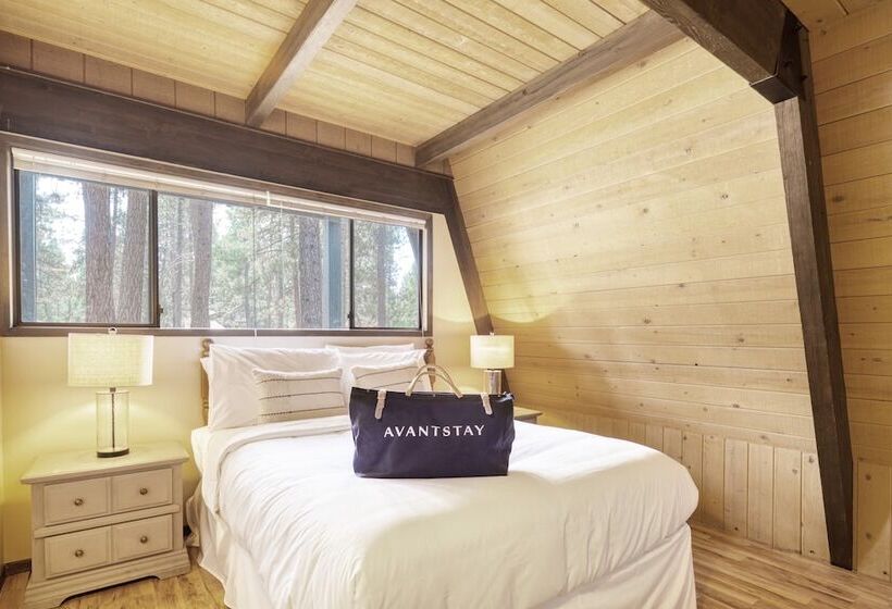 Alder By Avantstay Moody Retreat: Patio, Hot Tub In Sunriver!