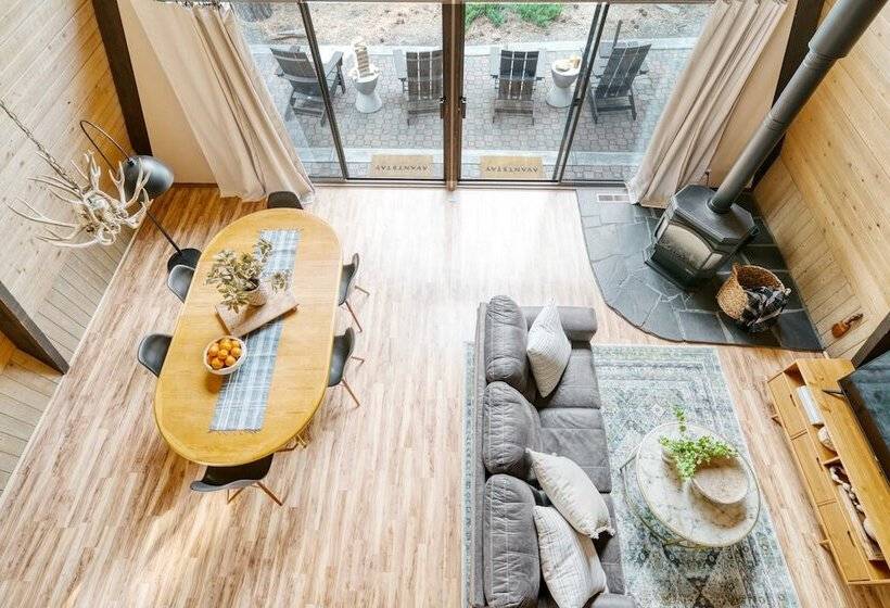 Alder By Avantstay Moody Retreat: Patio, Hot Tub In Sunriver!