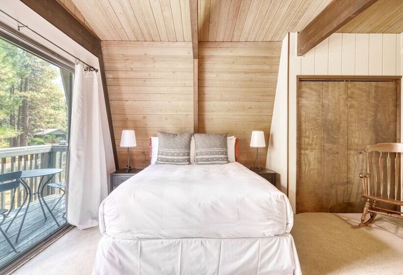 Alder By Avantstay Moody Retreat: Patio, Hot Tub In Sunriver!