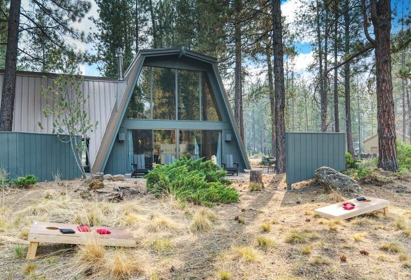 Alder By Avantstay Moody Retreat: Patio, Hot Tub In Sunriver!