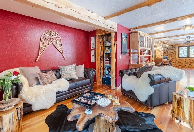 Base Camp By Avantstay Magical Cabin W/ Sauna, Hot Tub & Close To Snow & Golf