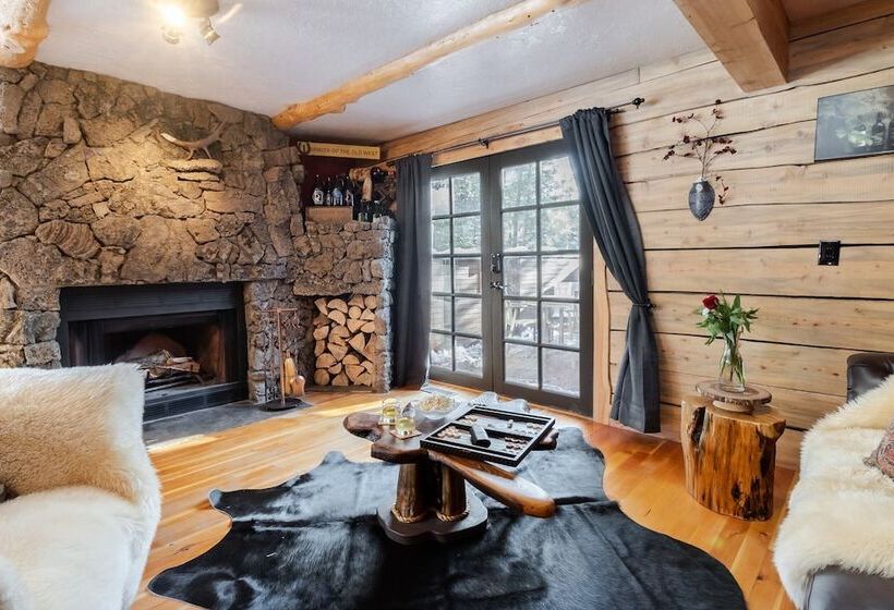 Base Camp By Avantstay Magical Cabin W/ Sauna, Hot Tub & Close To Snow & Golf