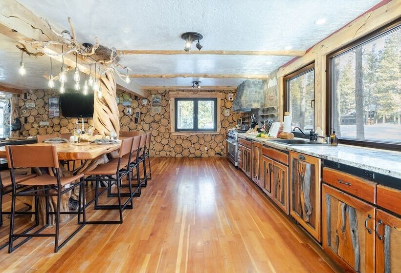 Base Camp By Avantstay Magical Cabin W/ Sauna, Hot Tub & Close To Snow & Golf