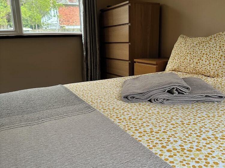 Bed and Breakfast The Great Escape