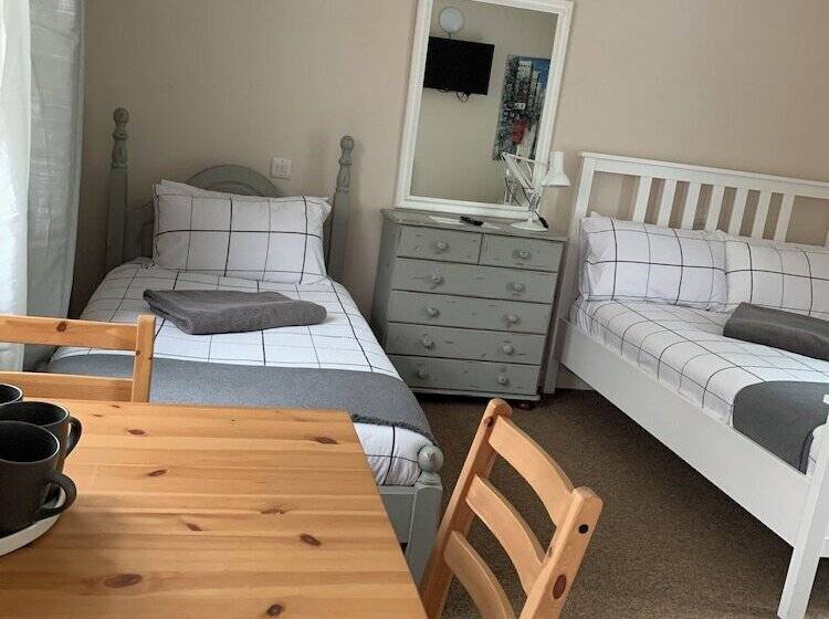 Bed and Breakfast The Great Escape