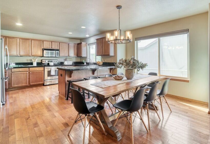 Black Bear Cabin By Avantstay Modern Bend Escape