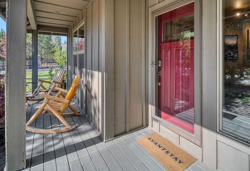 Black Bear Cabin By Avantstay Modern Bend Escape