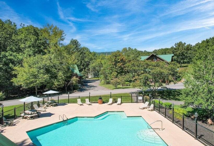 Bluebell By Avantstay Incredible Views W/ Large Balcony & Indoor Pool!