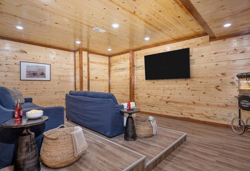 Bluestem & Bluebell By Avantstay Incredible Views W/ Large Balcony & Indoor Pool!