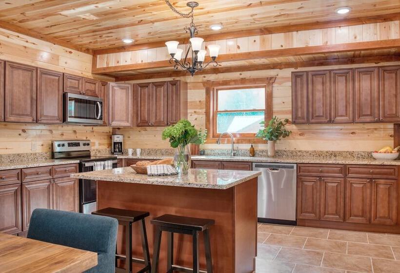 Bluestem & Bluebell By Avantstay Incredible Views W/ Large Balcony & Indoor Pool!