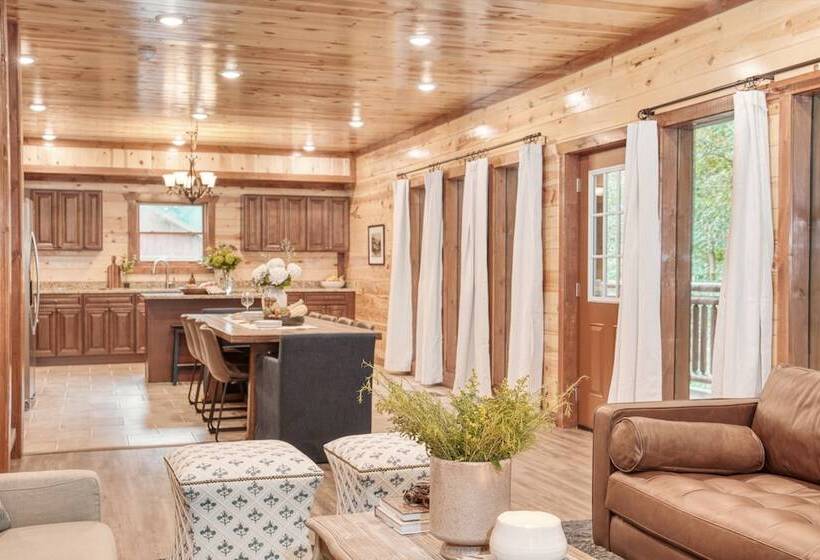 Bluestem & Bluebell By Avantstay Incredible Views W/ Large Balcony & Indoor Pool!