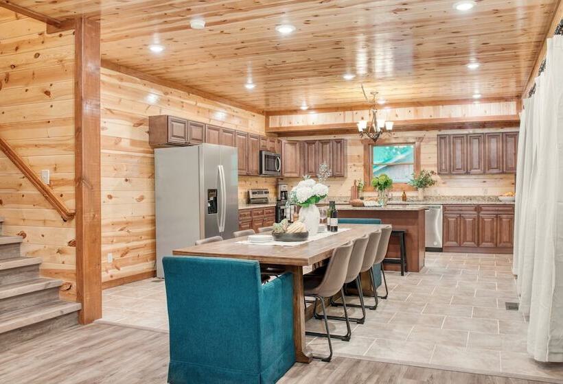 Bluestem & Bluebell By Avantstay Incredible Views W/ Large Balcony & Indoor Pool!