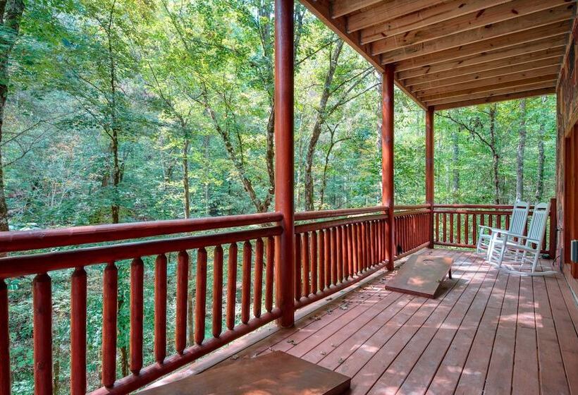 Bluestem By Avantstay Incredible Views W/ Large Balcony & Indoor Pool!