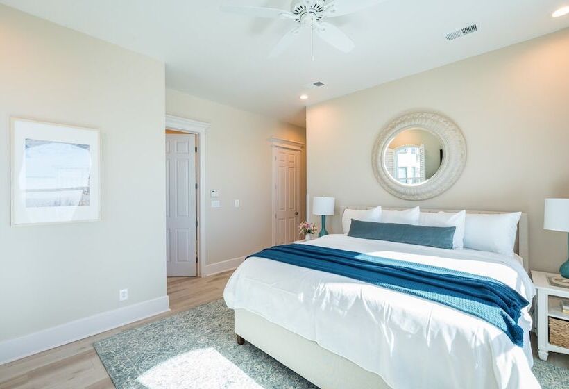 Calico By Avantstay Beachfront Retreat